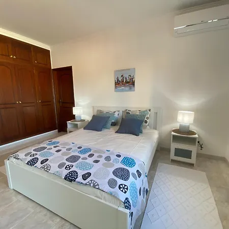 Grande Lorida Villa *