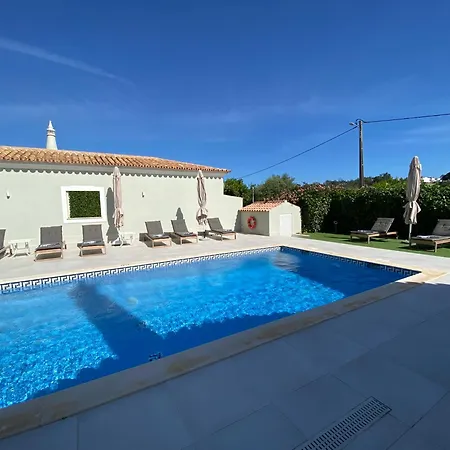 Grande Lorida Villa *